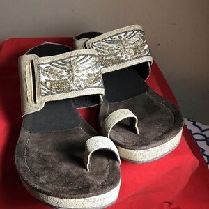 😎DONALD J. PLINER, new no box, size 11M, style Gillet, beaded embroidered 🔥